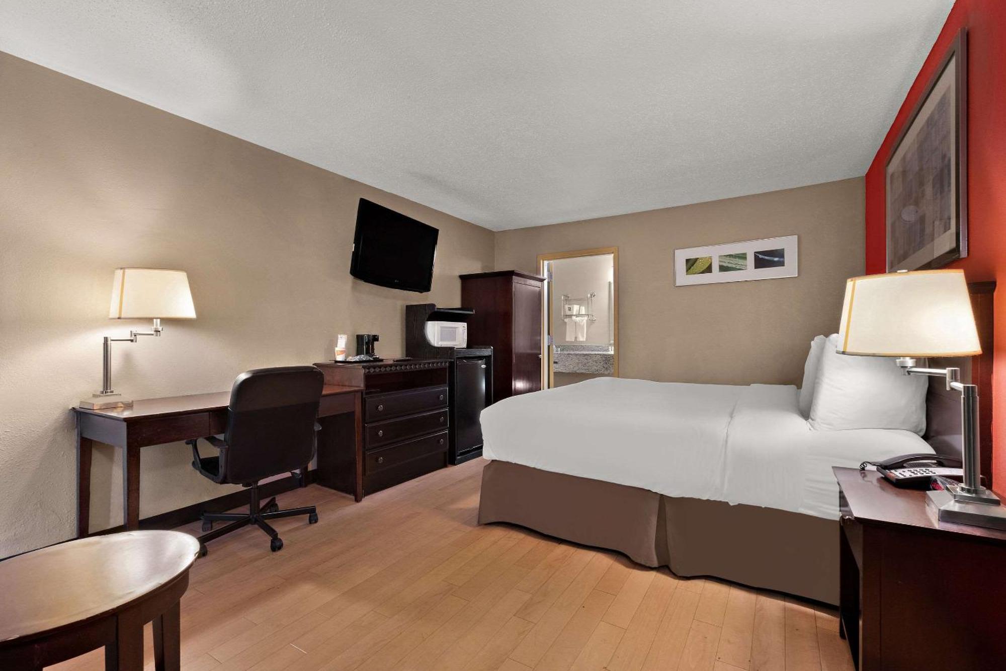 Quality Inn Wayne - Fairfield Area Ngoại thất bức ảnh